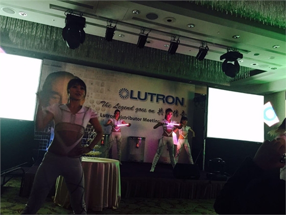 臺(tái)北頒獎(jiǎng).jpg 臺(tái)北頒獎(jiǎng).jpg