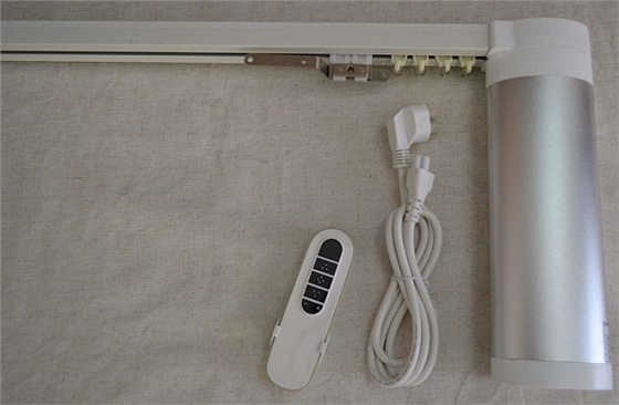 家庭電動窗簾2.jpg 家庭電動窗簾2.jpg