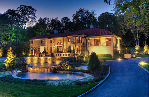 智能燈光控制系統(tǒng)與傳統(tǒng)燈光系統(tǒng)有哪些區(qū)別？