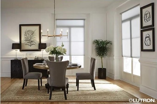 電動卷簾和手動卷簾哪個好？電動窗簾優(yōu)勢詳解！